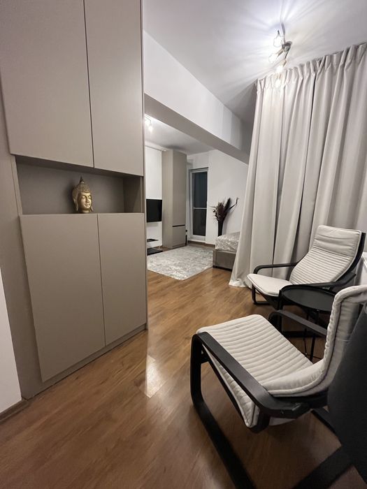 Studio cu parcare subterana particular