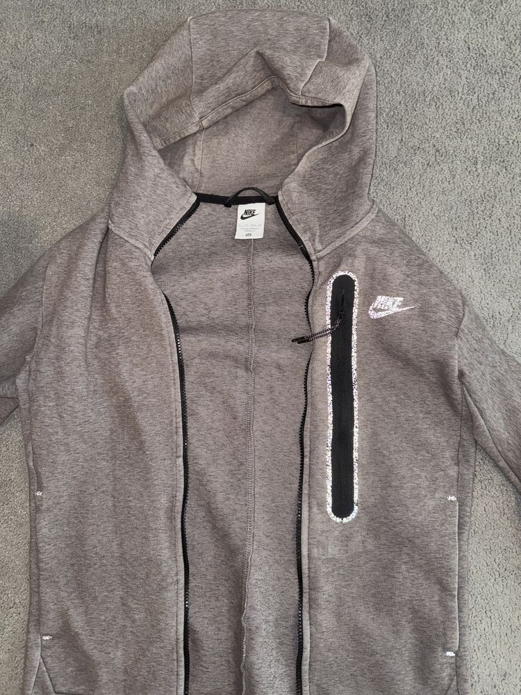 NIKE M NSW TECH FLEECE FZ HOODIE.   Найк тек флийс специално издание.