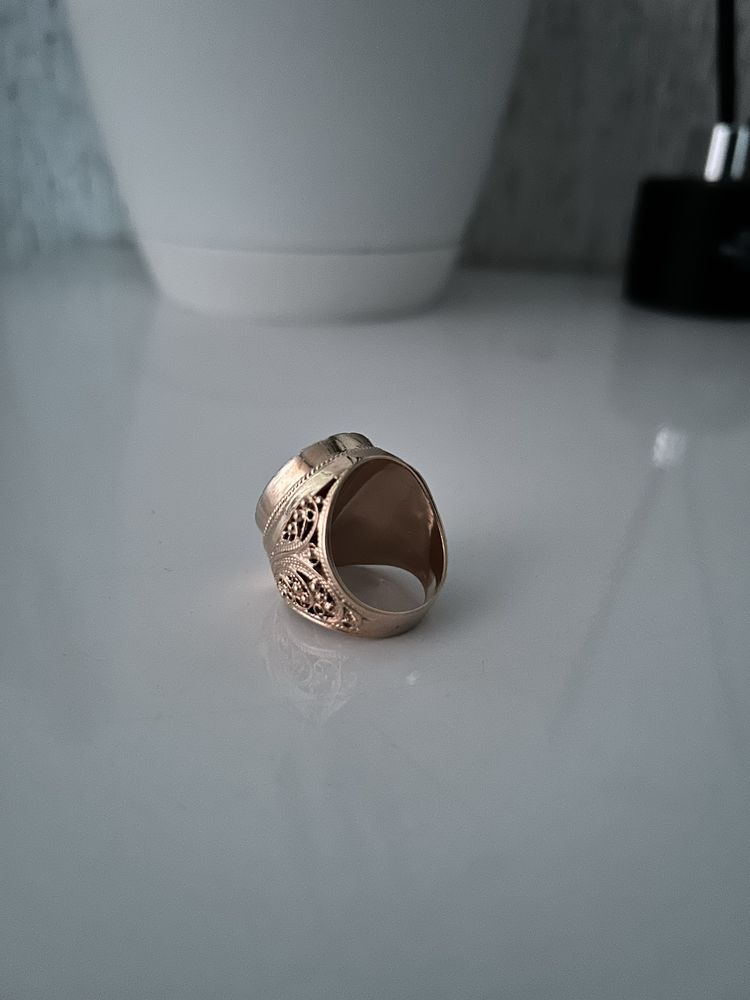 Золотая печатка, перстень