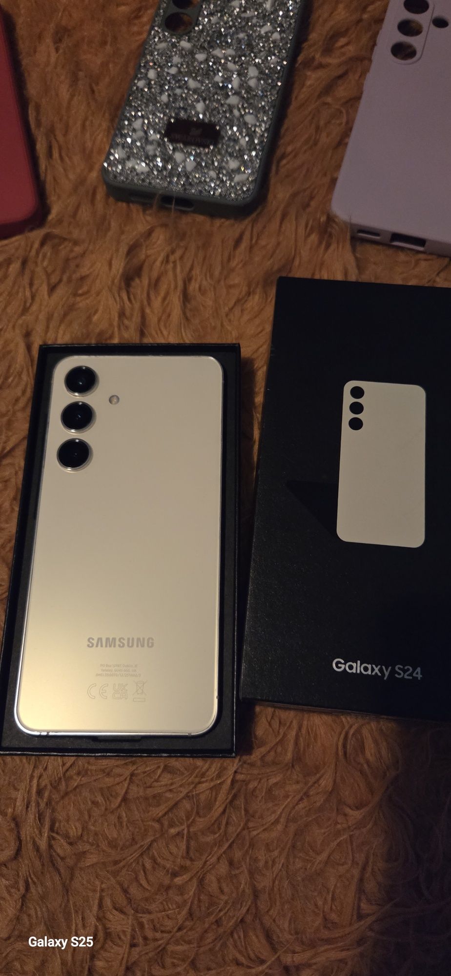 Samsung galaxy S24 -256gb.