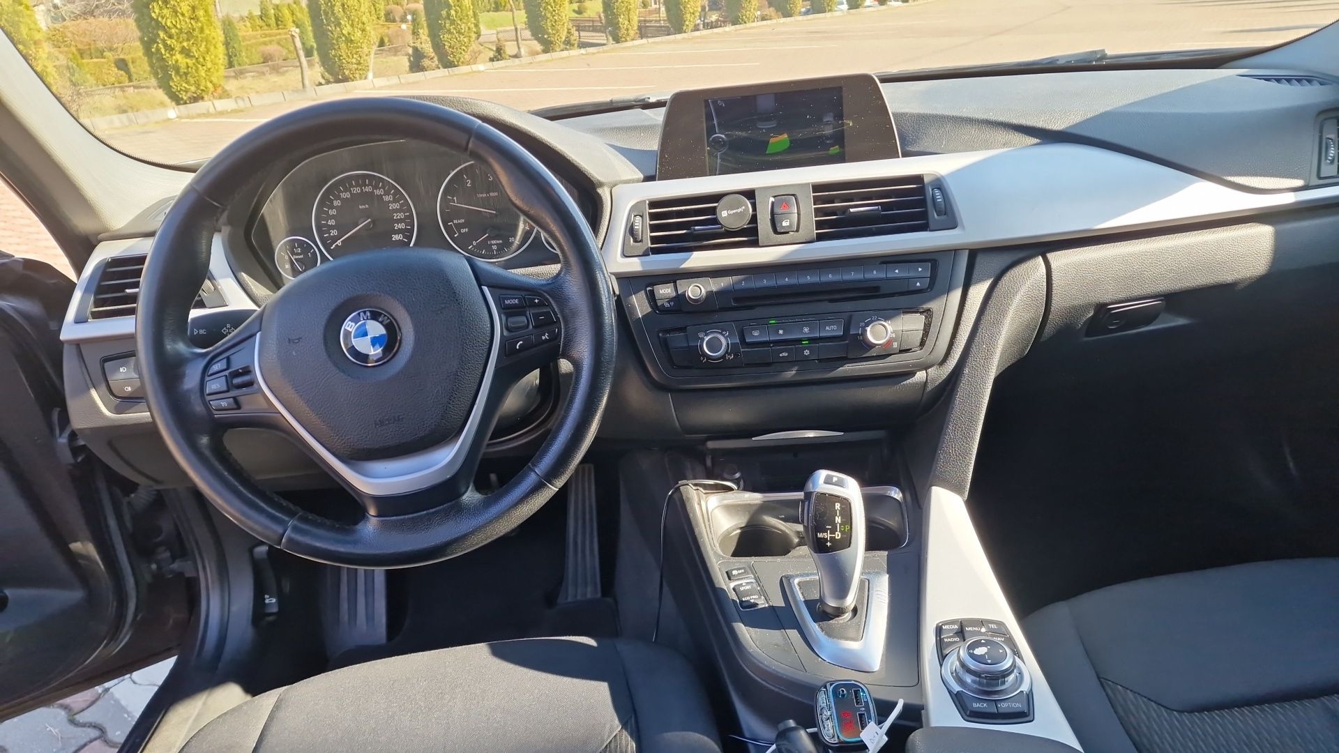 Bmw 320  2012 184 cp  Automat variante