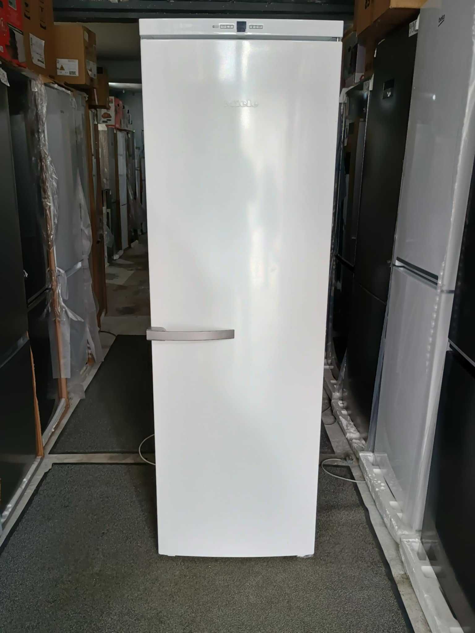 Вертикален Фризер Miele-Миеле 184.1 см NoFrost EasyOpen®
