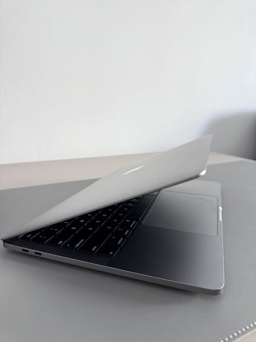 Macbook 13 inch 2020 touch bar