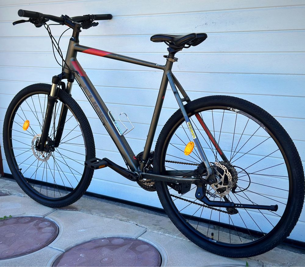 Vand Bicicleta CUBE,rotii pe 29,echip shim Deore XT!