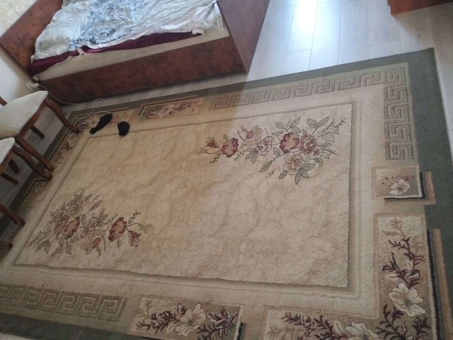 Ковры разные  по 10000