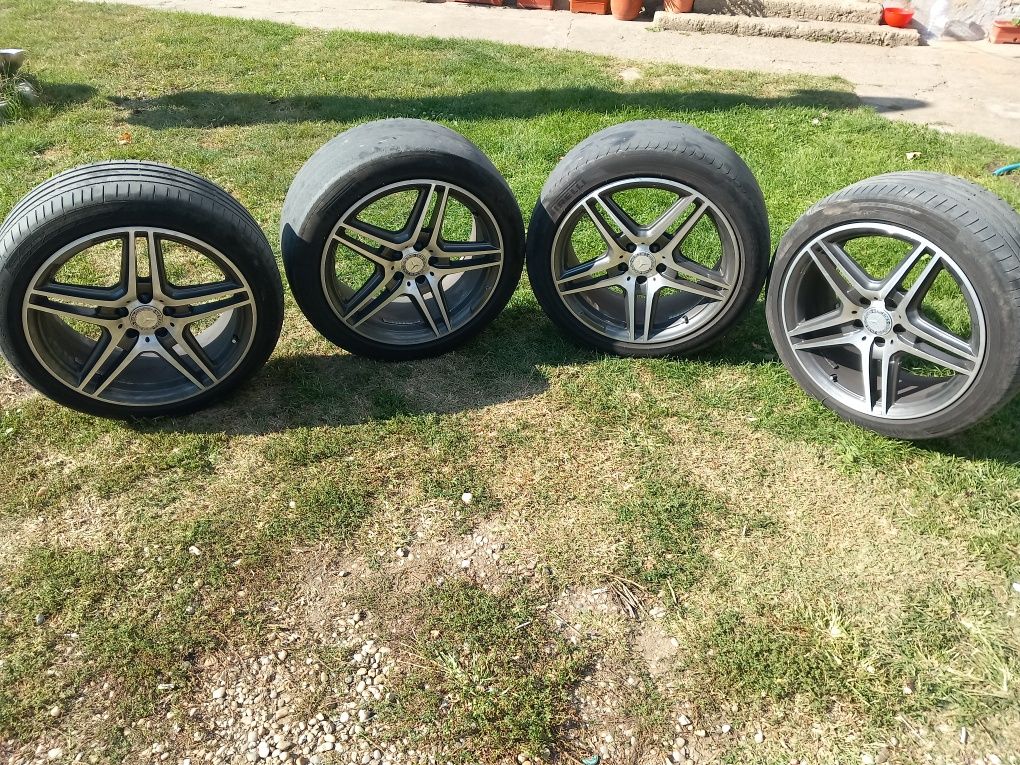 Jante Mercedes R19 5×112 nu sunt strâmbe nu sunt sudate!Preț 800 euro!