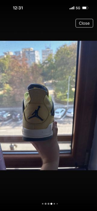 Jordan 4 Lightning originali