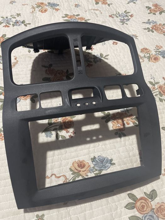 Продам панель на Хендай санта фе 2