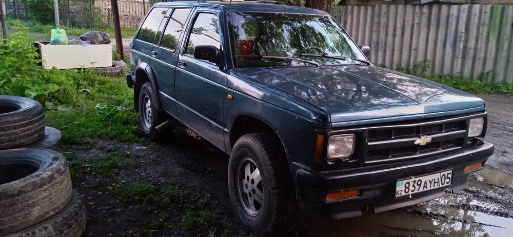 Продам Chevrolet Blazer.