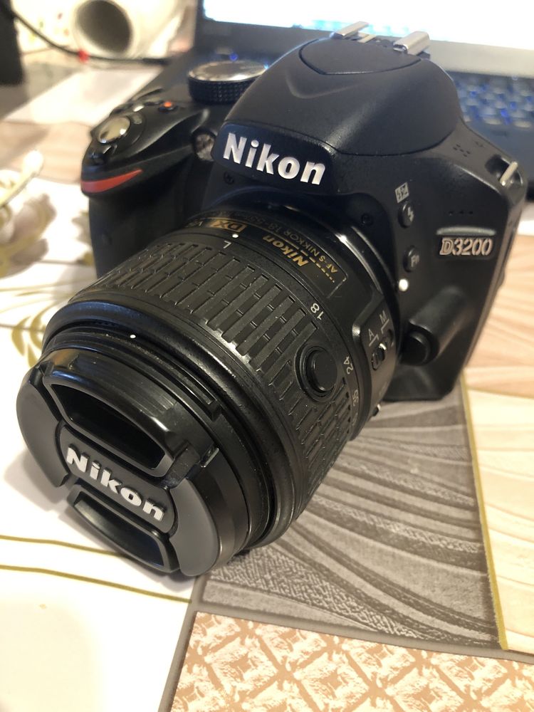 Продам китовый объектив Nikon AF-S 18-55mm f3.5-5.6 G VR