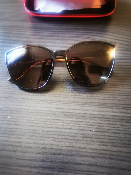 Дамски слънчеви очила