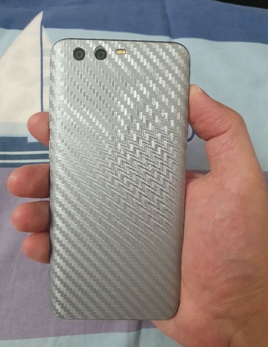 Srochna Prodam Sotiladi Huawei Honor 9 c 6/128gb Flagman 2simkartali