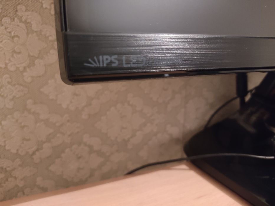 Монитор с матрицей IPS!