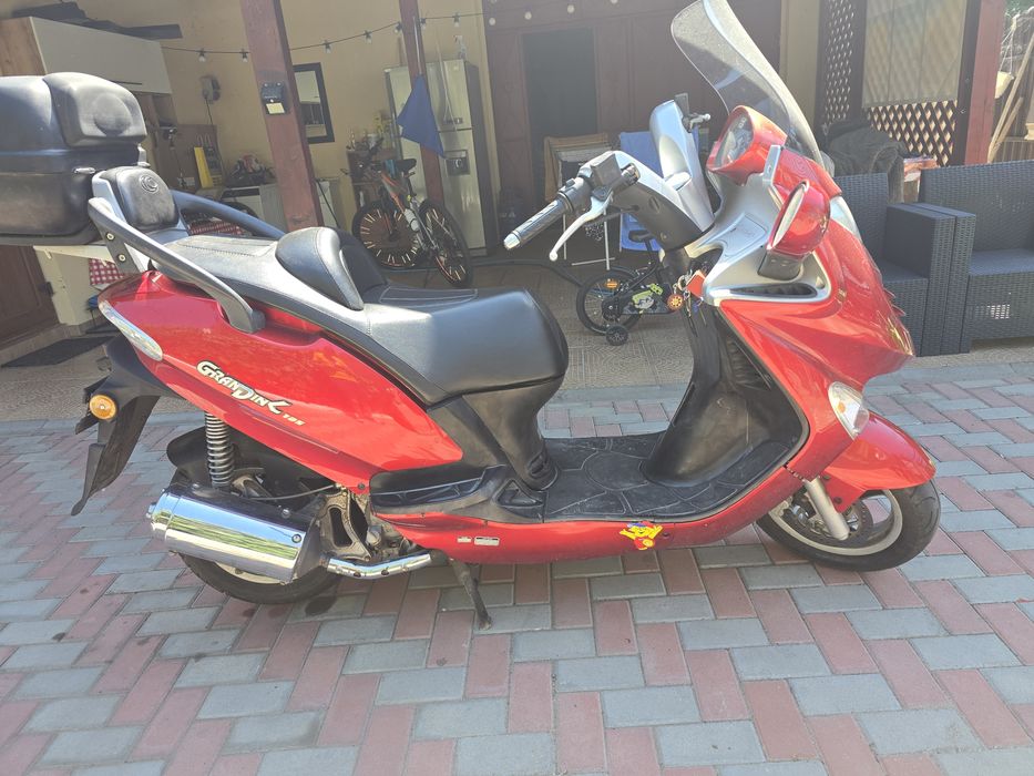 Vand scuter Kymco Grand Dink 125 cmc