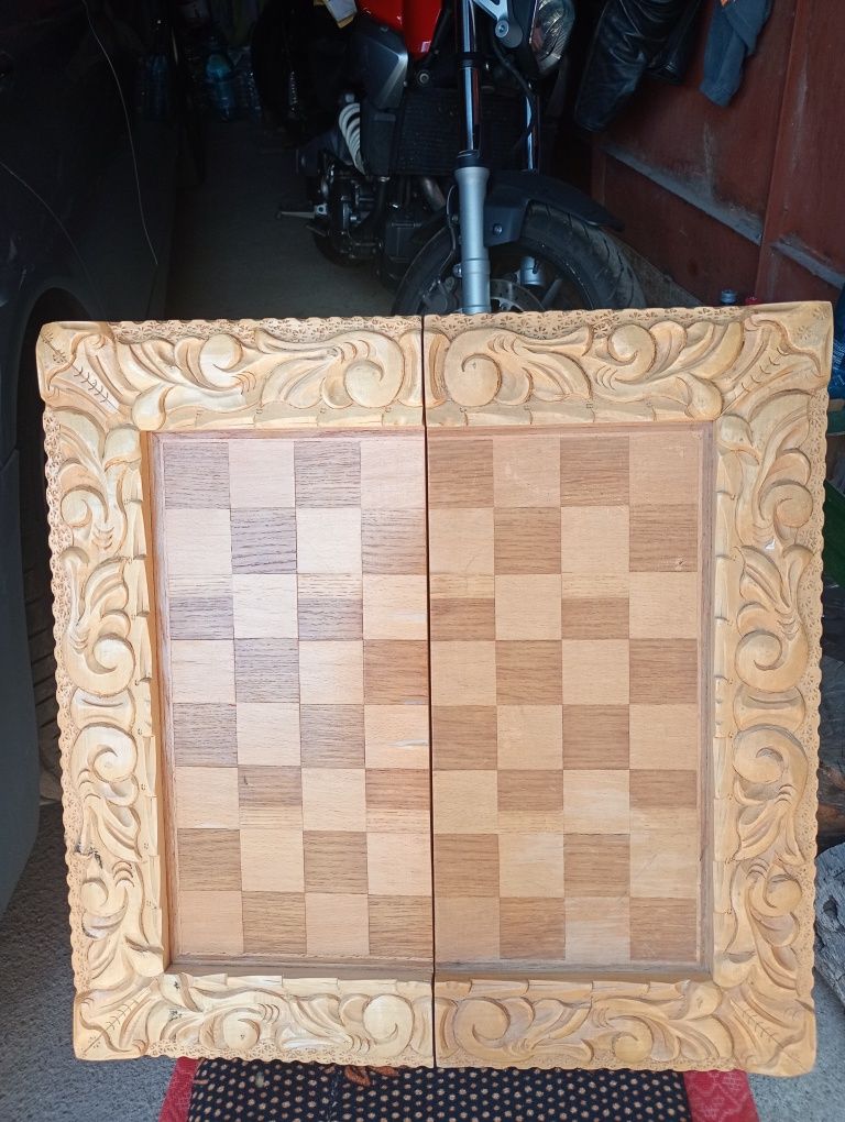 Tabla șah lucrata manual