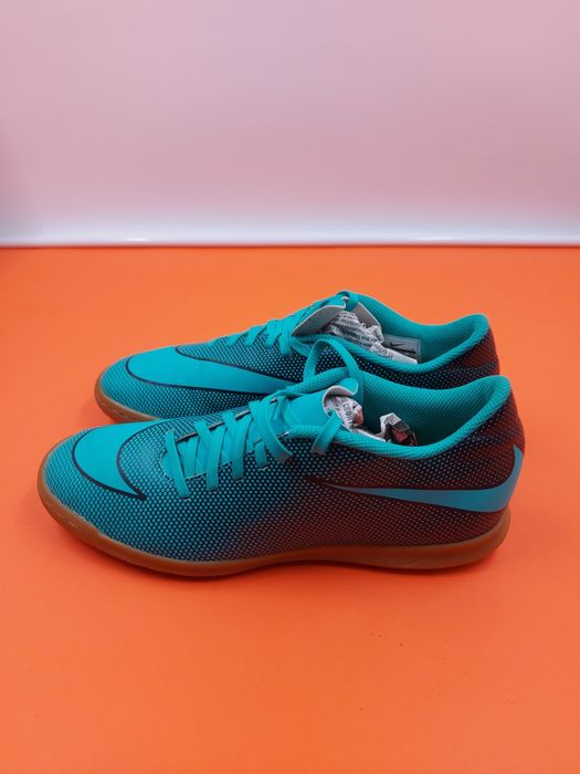 Nike Bravatax  номер 42 Оригинални футболни f/wlur