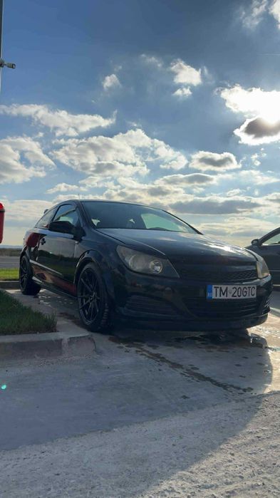 Opel astra H GTC