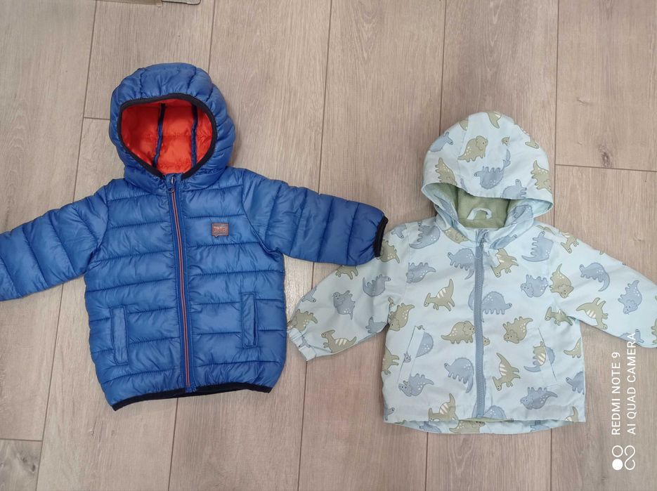 Продавам детски есенни якенца 3-6м