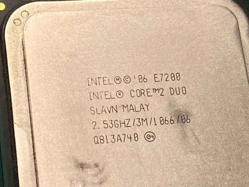 Lot: 3 procesoare Intel, de colectie