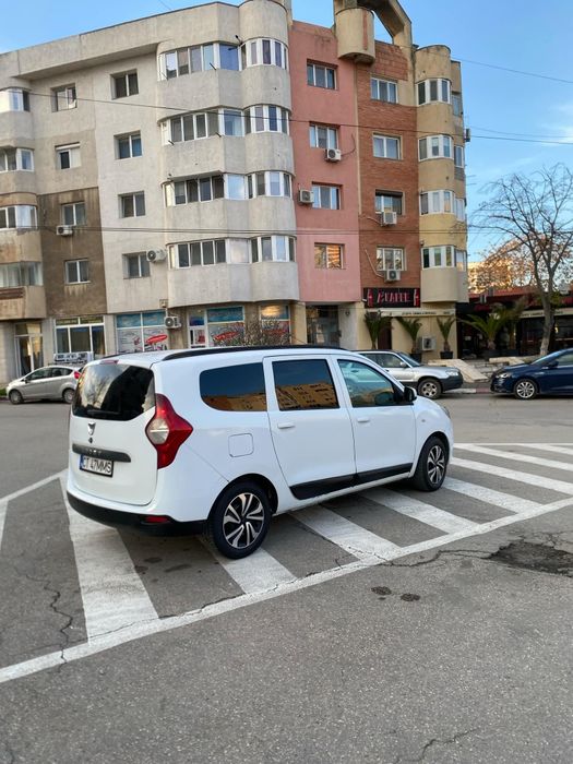 Dacia Lodgy an 2016 motor 1.6Benzina E5 Stare ireprosabila