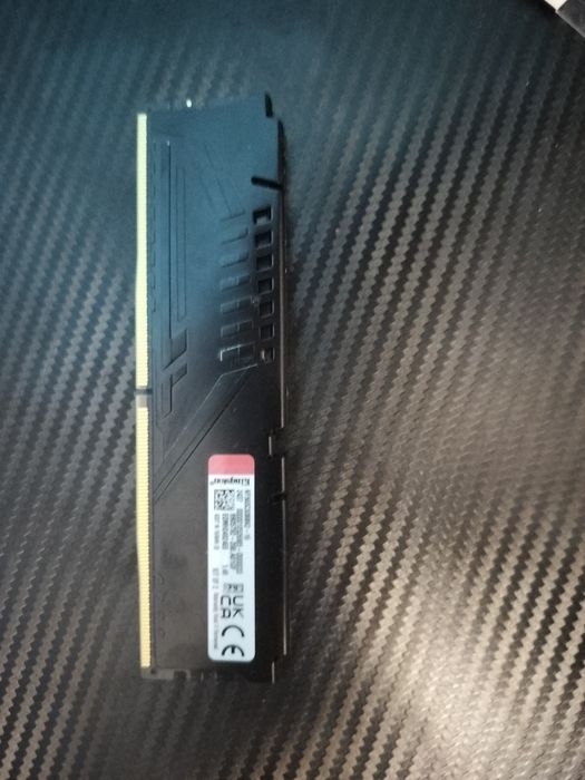 Vând set 16 GB RAM DDR5 5 2x8 6000mMT/s NOU,