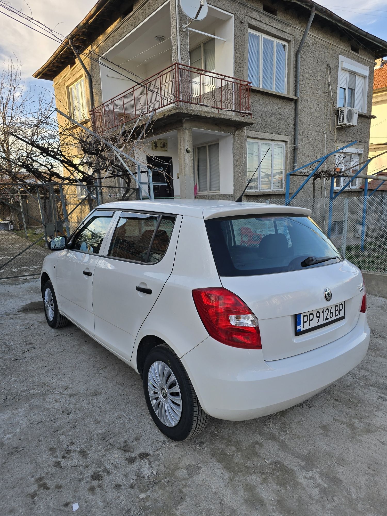 Skoda fabia 1,2 хечбек