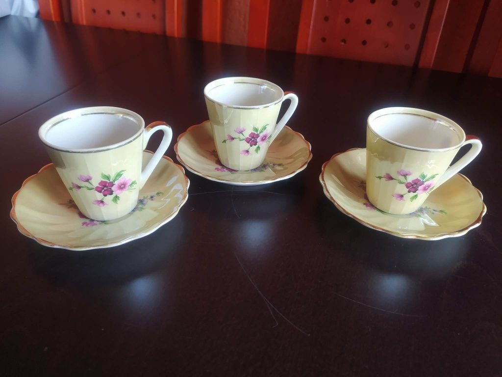 Две чашки от Костен порцелан