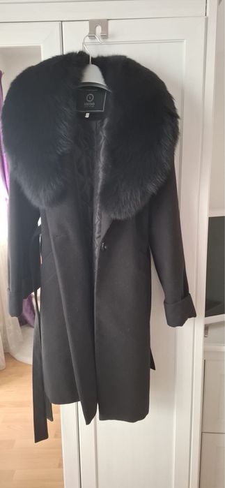 Palton cu blana naturala