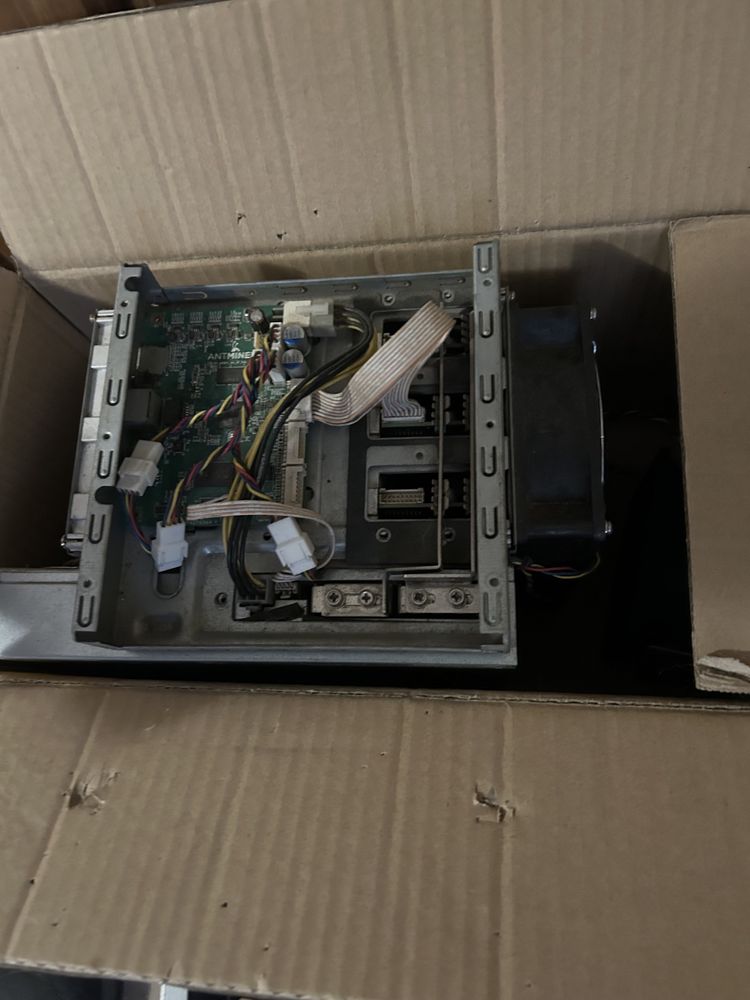 Bitmain Antminer S19j pro S15 T17 S9