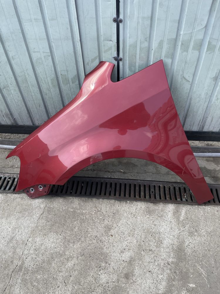 Aripă Stanga Față VW Touran 2010-2015 1T0821155