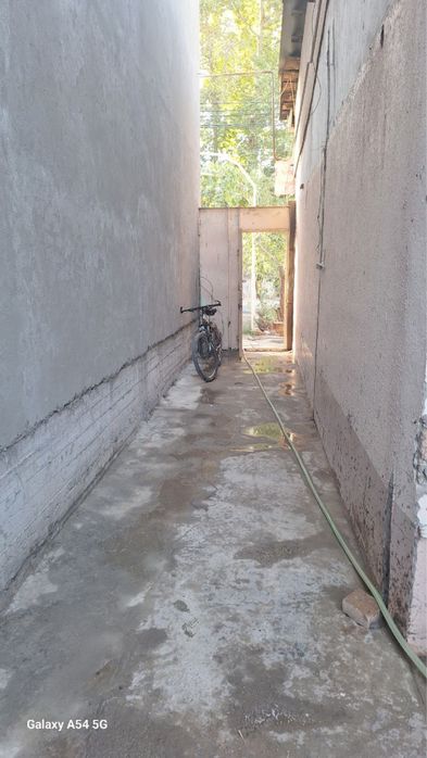 Ховли сотилади, Бирликда 2,8 сот