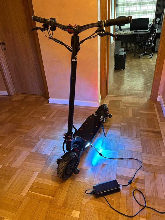 Kaabo Mantis DualMotors 2000W 24,5Ah Trotineta Electrica