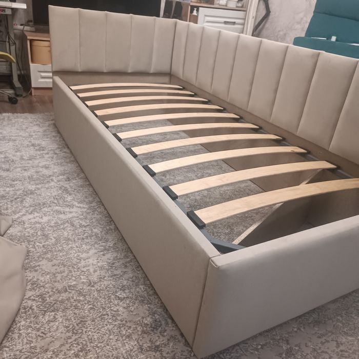 Продам кровать новую детскую 90.2м