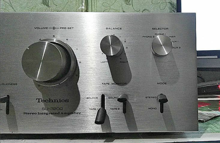 Technics Su-3200