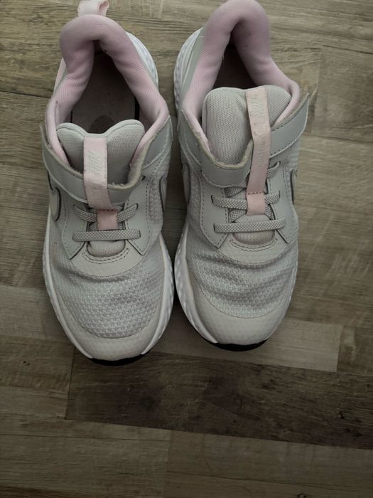 Adudasi Nike marime 35