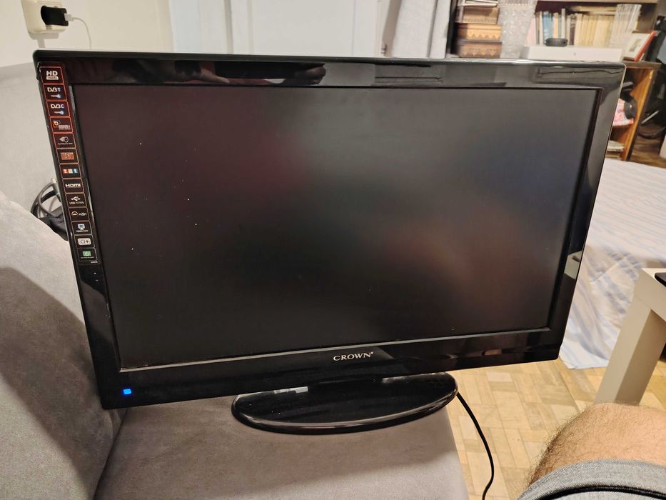 Телевизор  Crown