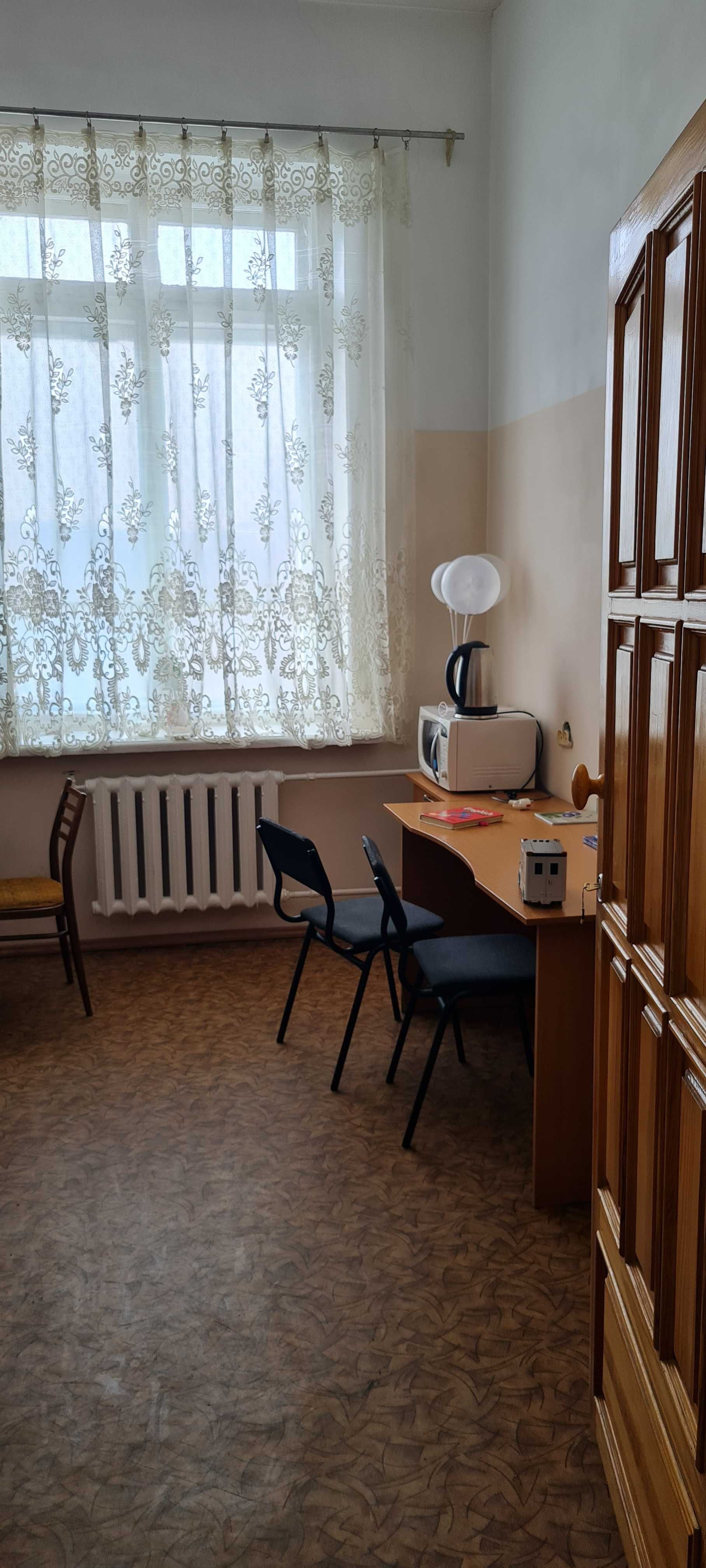 Сдам в аренду торговую площадь, офисы
