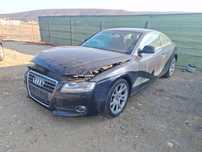 Dezmembrez Audi A5 motor 2.7 cod motor CGKA 190 cp cod culoare LZ5A