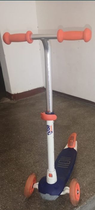 Trotineta Oxelo lumini