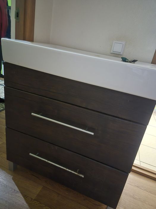 Продам б/у раковина с зеркалом комплект,  г. Косши