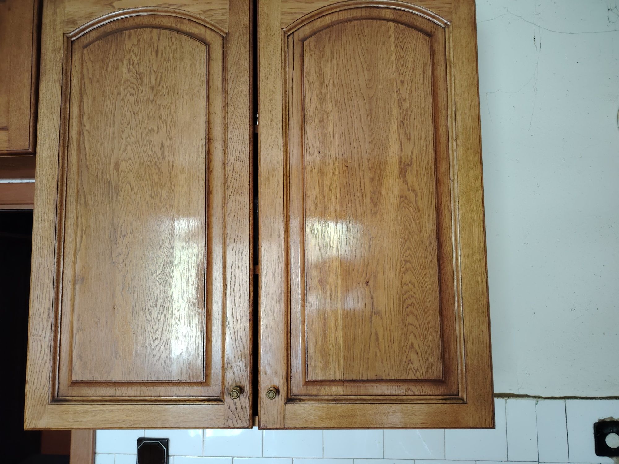 продавам мебели за кухня,мивка батерия,по догожаряне