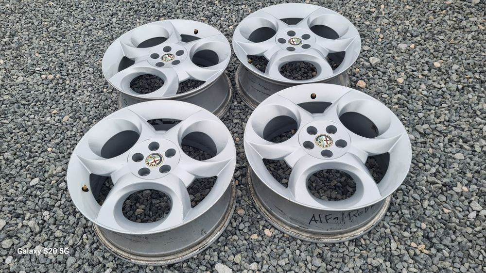 Оригинални джанти Алфа 5/98 Alfa 5x98

Употребявани, Шумен