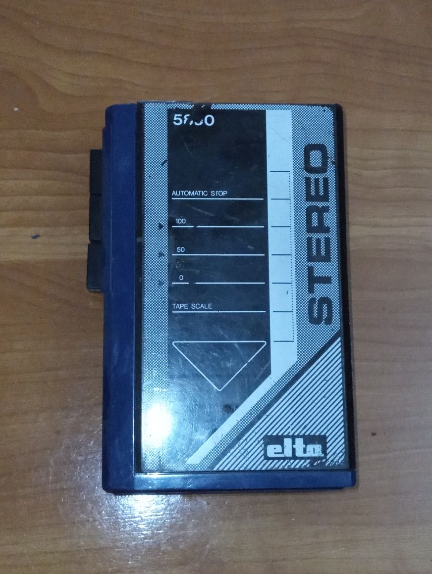 Walkman stereo Elta  defect condiție buna