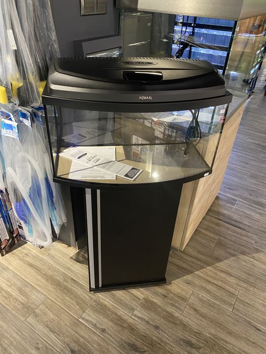 Продавам аквариум