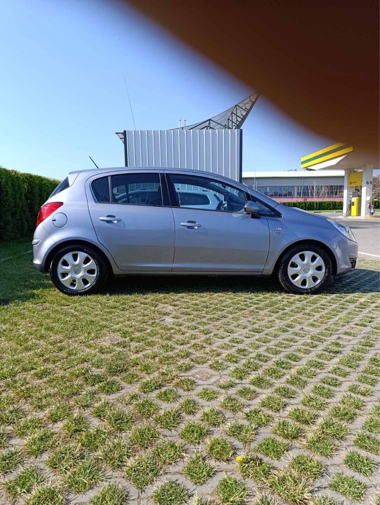 Opel Corsa D 1.2 газ/бензин