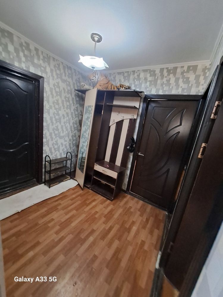 Сдаётся квартира во 2 микрорайоне 3-х комнатная