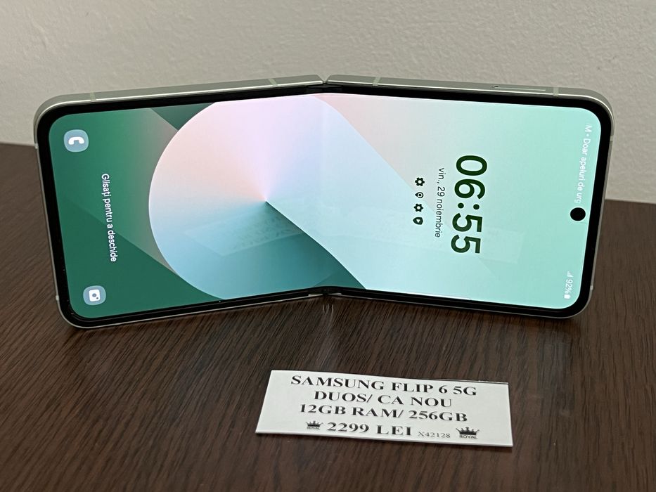 Amanet Royal CB: Samsung Z Flip 6 ca nou 12gb ram 256gb stocare