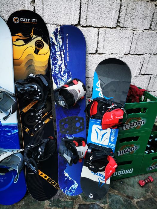 Vand placa placi snowboard in stare buna