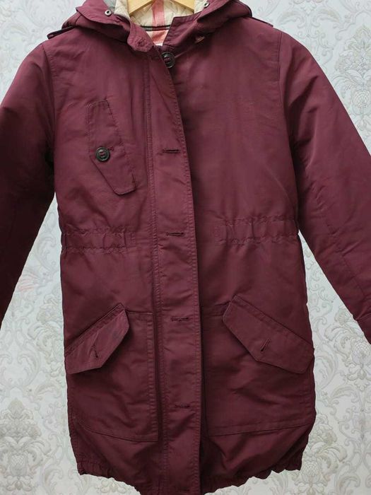 Продам пуховик бордовый