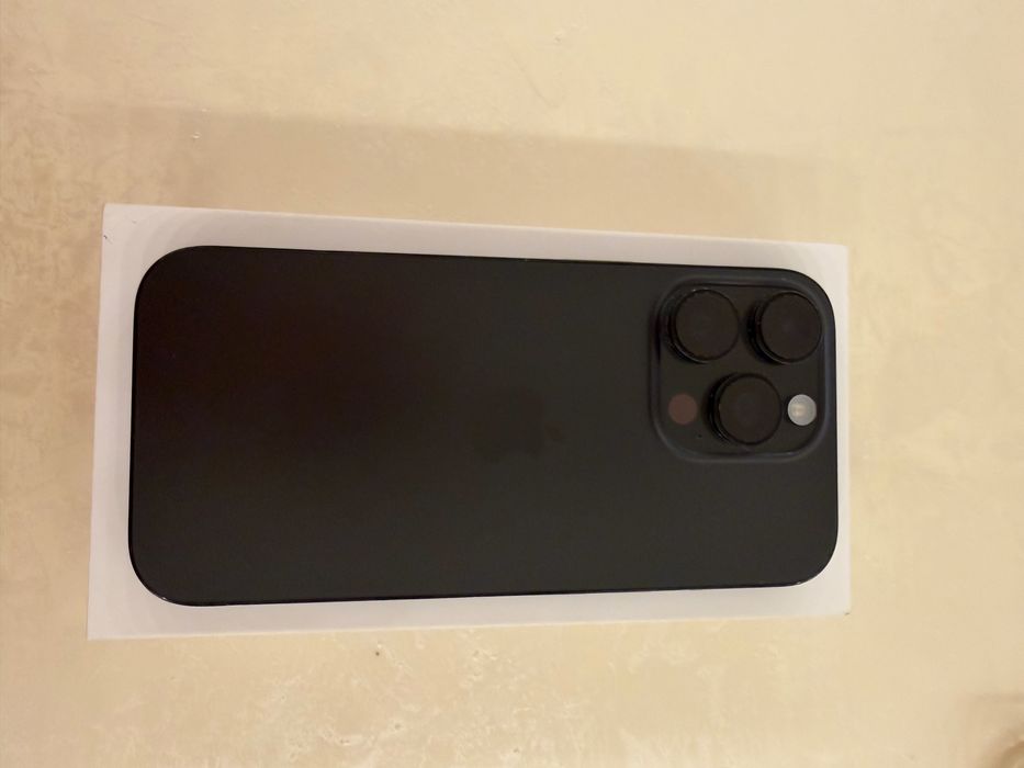 Продается iphone 16 pro